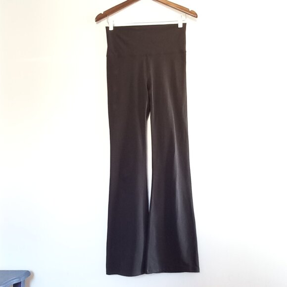 FABLETICS Purelux high waist flared yoga pants - Picture 1 of 7